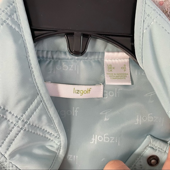 Liz Golf Blue Quilted Vest - Picture 2 of 8